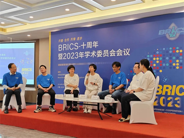 4.webp.jpg 4.webp.jpg