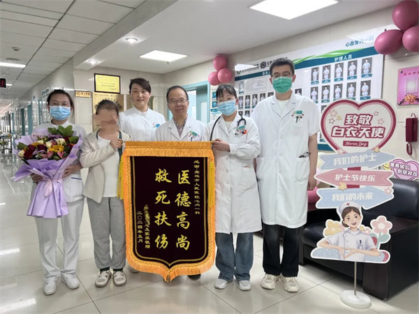 1.webp.jpg 1.webp.jpg