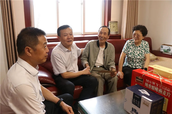 1.webp.jpg 1.webp.jpg