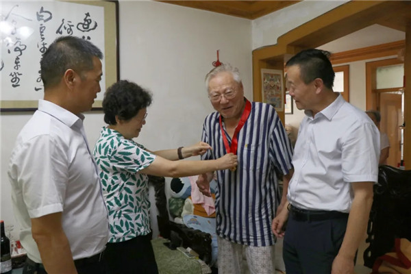 2.webp.jpg 2.webp.jpg