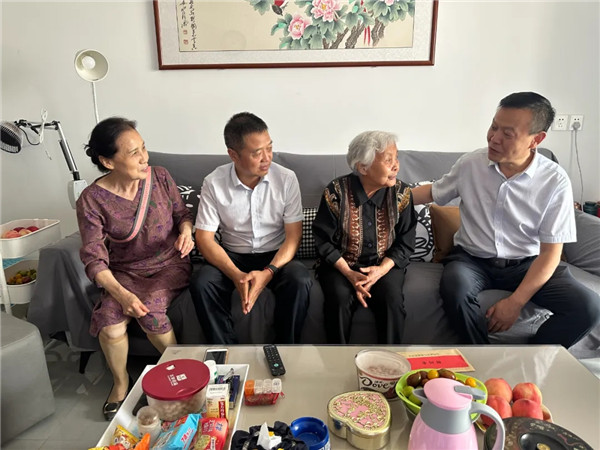 4.webp.jpg 4.webp.jpg