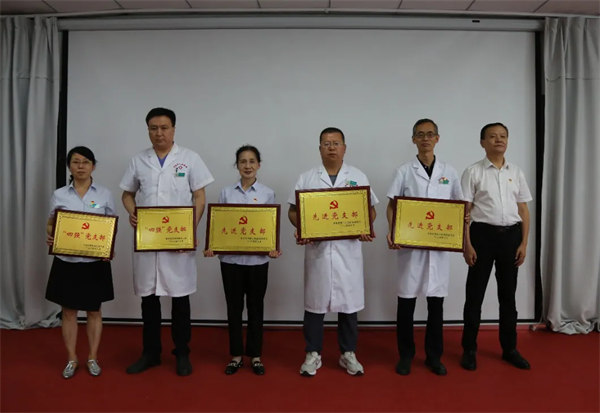 2.webp.jpg 2.webp.jpg