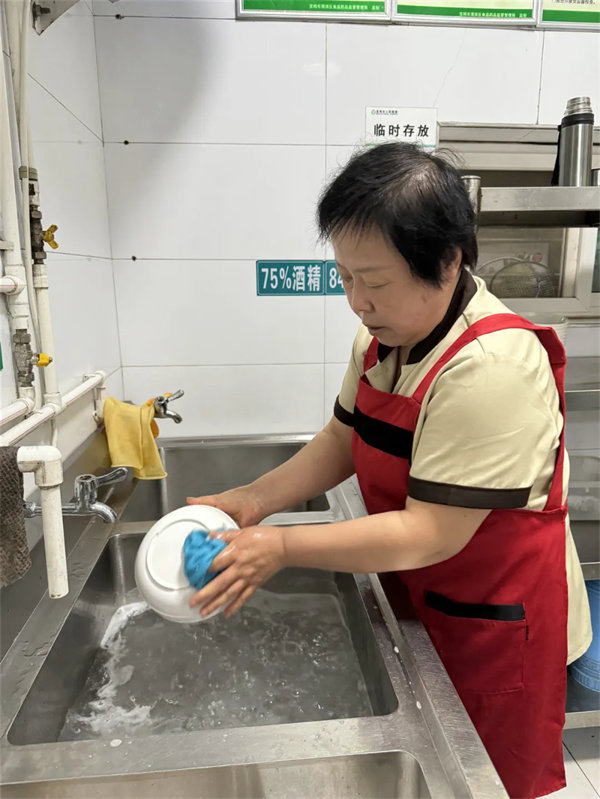 3.webp.jpg 3.webp.jpg